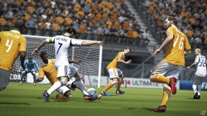 よりリアルに、遊びやすく生まれ変わった「FIFA 14 ワールドクラス サッカー」ハンズオンプレビュー&開発のキーマン・牧田和也氏へのインタビューを紹介の画像9