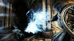 PS3/Xbox 360/PC「DARK SOULS II」2014年3月に全世界同時期発売が決定―二刀による斬撃も可能な“剣戟バトル”も紹介の画像10