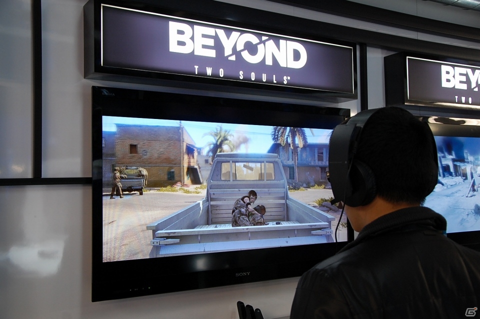 【E3 2013】ソマリアの戦場に渡ったジョディが経験するストーリーとは？PS3「BEYOND:Two Souls」David Cage氏へミニインタビューの画像5