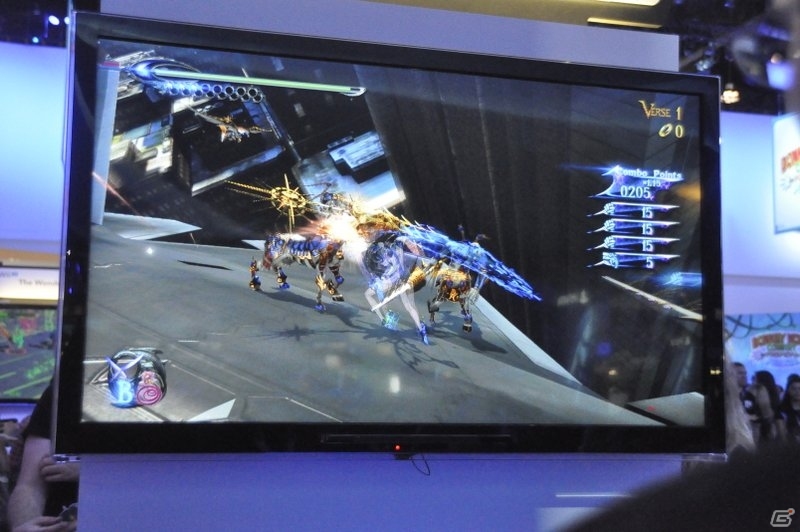 【E3 2013】まさかのタッチペン操作はなかなか良好。ショートヘアとなり、より魅力的になったベヨネッタが活躍するシリーズ最新作「BAYONETTA 2」のプレイレポートをお届けの画像10