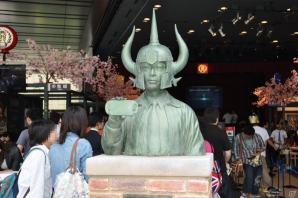 初の共闘トーナメント大会やステージイベントは大盛況!共闘先生の銅像や黒板アート、超巨大な共闘パンも登場した「共闘学園 開校式」レポートの画像81