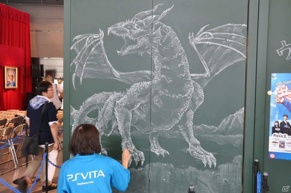 初の共闘トーナメント大会やステージイベントは大盛況！共闘先生の銅像や黒板アート、超巨大な共闘パンも登場した「共闘学園 開校式」レポートの画像27