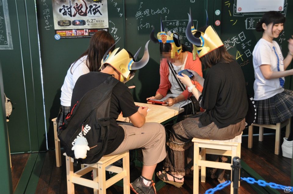 初の共闘トーナメント大会やステージイベントは大盛況！共闘先生の銅像や黒板アート、超巨大な共闘パンも登場した「共闘学園 開校式」レポートの画像7