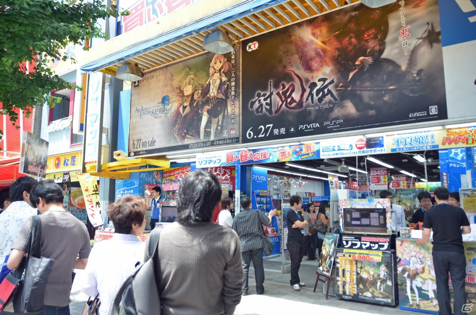 PS3「エスカ＆ロジーのアトリエ ～黄昏の空の錬金術士～」の発売記念抽選会が開催中！岡村ディレクターへのショートインタビューもの画像1