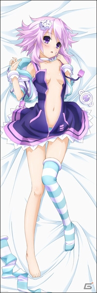 「超次元ゲイム ネプテューヌ」からネプチューヌとノワールの抱き枕カバーが登場！コミックマーケット84にて先行販売の画像1