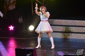 劇場版「アイドルマスター」は2014年初春公開！長谷川さん、浅倉さんによる「inferno」も披露された「アイドルマスター」8周年ツアー横浜公演をレポートの画像48