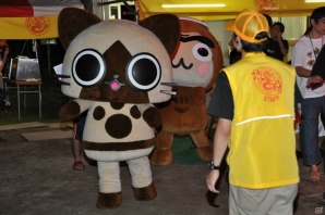 アイルーとしぶざるくんがモン（盆）踊り！コラボメニューや露天風呂、夏の信州渋温泉でハンター気分を満喫！「モンハン渋の里」プレスツアー1日目をレポートの画像109