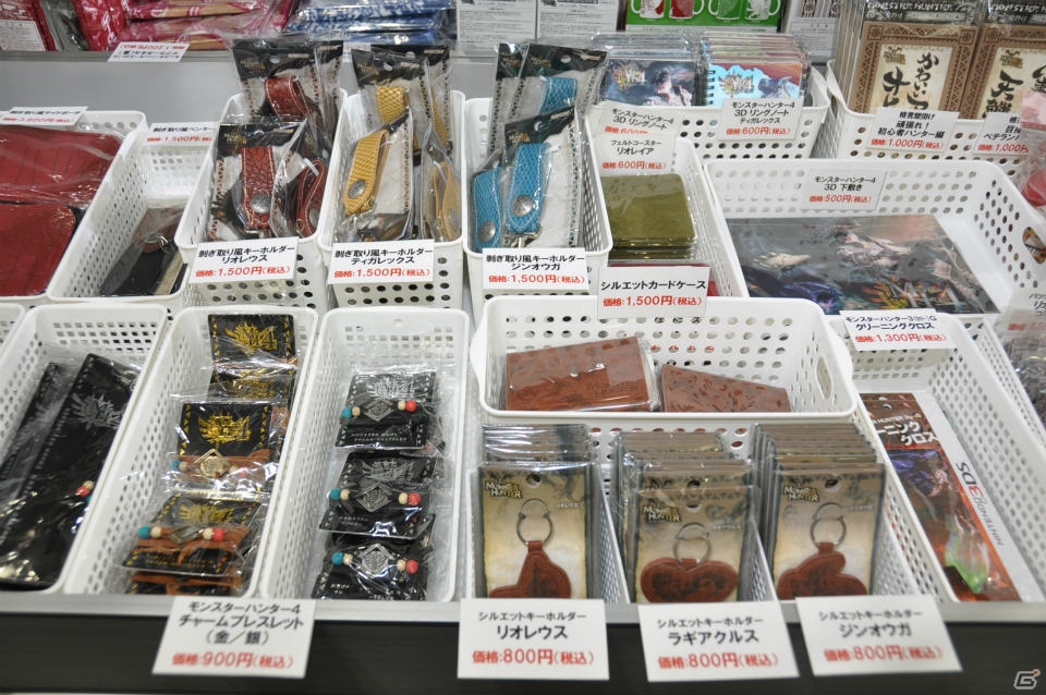 黒蝕竜「ゴア・マガラ」の禍々しい強さに撃沈…剣と斧の2モードに変形するチャージアックスもたっぷり楽しめた「モンスターハンター4」先行体験会レポートの画像20