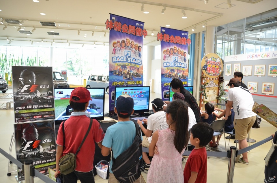 Wii U「F1 RACE STARS POWERED UP EDITION」が夏休みメガウェブ探検隊に出展―親子連れで賑わう会場の模様をお届けの画像3