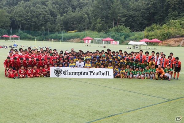 尾瀬花咲内グラウンドにて開催された「『Champion Football』presents 宮本恒靖サッカー教室」の模様が公開にの画像1