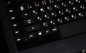 発光のカラーリングやキーカスタマイズで個性が強調できるゲーミングキーボード「SteelSeries APEX・APEX［RAW］」9月6日より発売の画像2