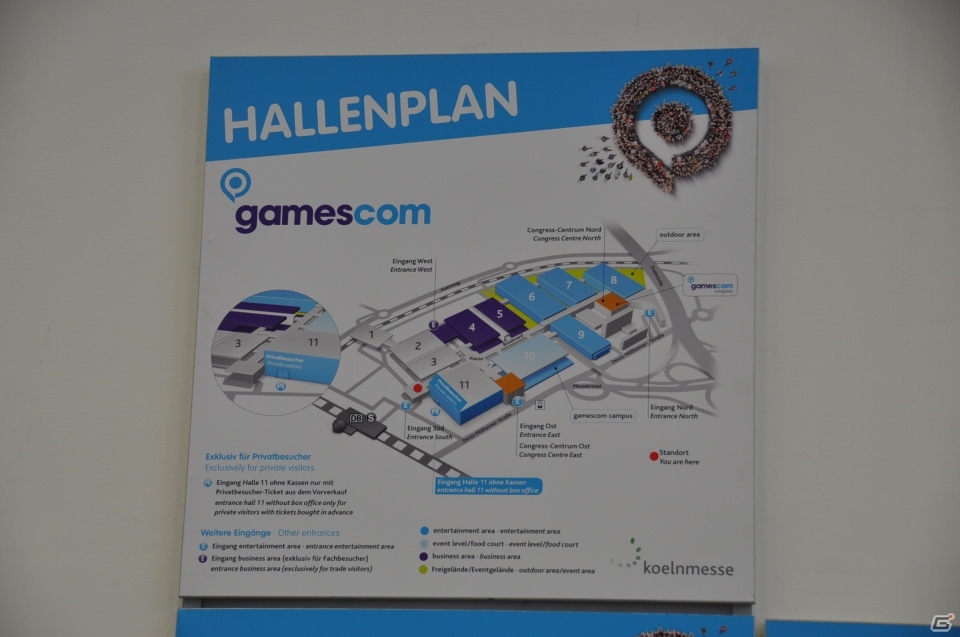 【gamescom 2013】ケルン周辺や会場内プレスルーム、微妙なコスプレイヤーやカオス感がたまらない「ホール10」を紹介！の画像10