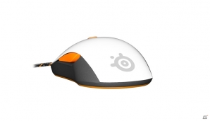 SteelSeries、Avago社の光学センサーを採用したゲーミングマウス「Kana v2」を9月13日に発売の画像3