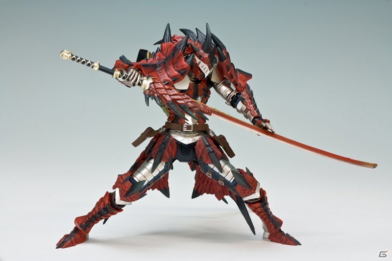 3DS「モンスターハンター4」イーカプコン限定フィギュアに発掘装備バージョンの「肩パーツ」が付属の画像3