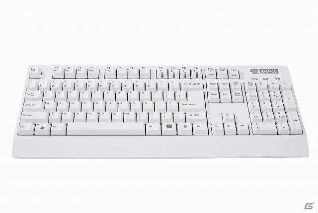 ZOWIE GEARの新ラインナップとしてメカニカルキーボード「CELERITAS Limited Edition」、マウスコードホルダー、ショルダーバッグが9月20日に発売の画像3