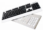 ZOWIE GEARの新ラインナップとしてメカニカルキーボード「CELERITAS Limited Edition」、マウスコードホルダー、ショルダーバッグが9月20日に発売