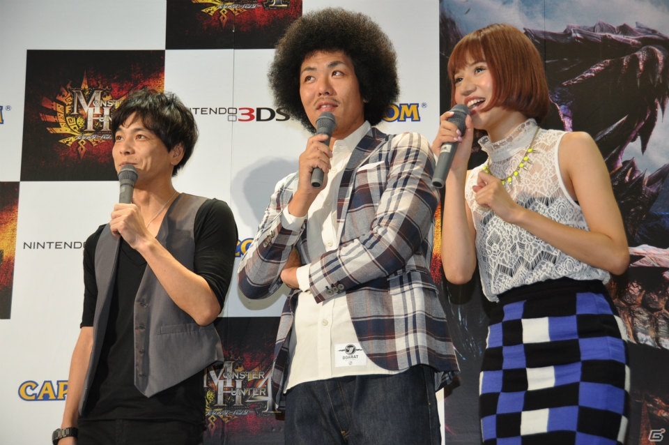 ついに狩猟解禁ッ！プロデューサー辻本良三氏や井上聡さん、藤田憲右さん、水沢アリーさんも駆けつけた3DS「モンスターハンター4」発売日カウントダウンイベントレポートの画像22