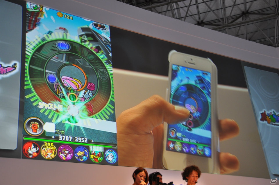 【TGS 2013】「オトレンジャー」ステージにゴールデンボンバー乱入！緊急記者会見ではムチャな要求が飛び出す！ゲーム内には精力戦隊オサセンジャーの姿も？の画像19