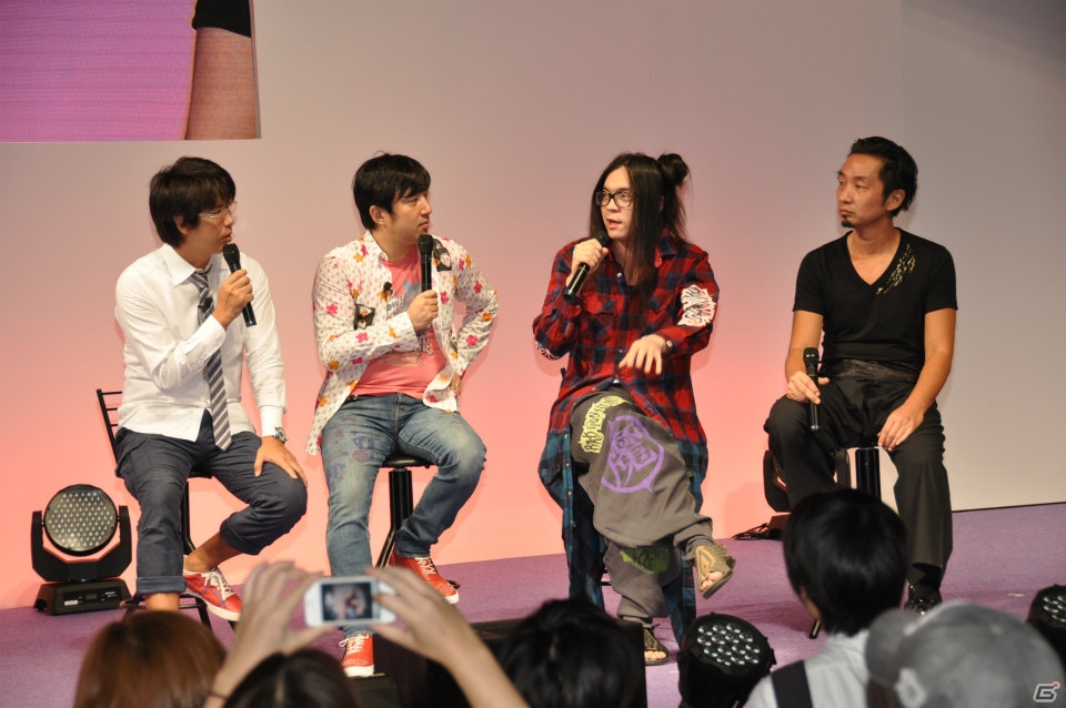 【TGS 2013】主人公の名は「五百蔵多恵」と判明！ゲストに「RISE」のベーシスト「KenKen」氏を招いておなじみの漫才でスタートした「リリィ・ベルガモ」ステージレポの画像10
