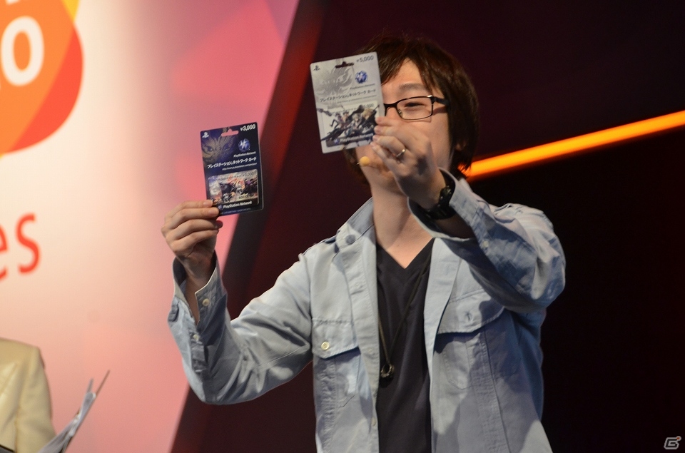 【TGS 2013】「ゴッドイーター2」の序盤が遊べる体験版が配信決定！リンドウ役・平田広明さんもサプライズ出演したスペシャルステージの模様をお届け！の画像23
