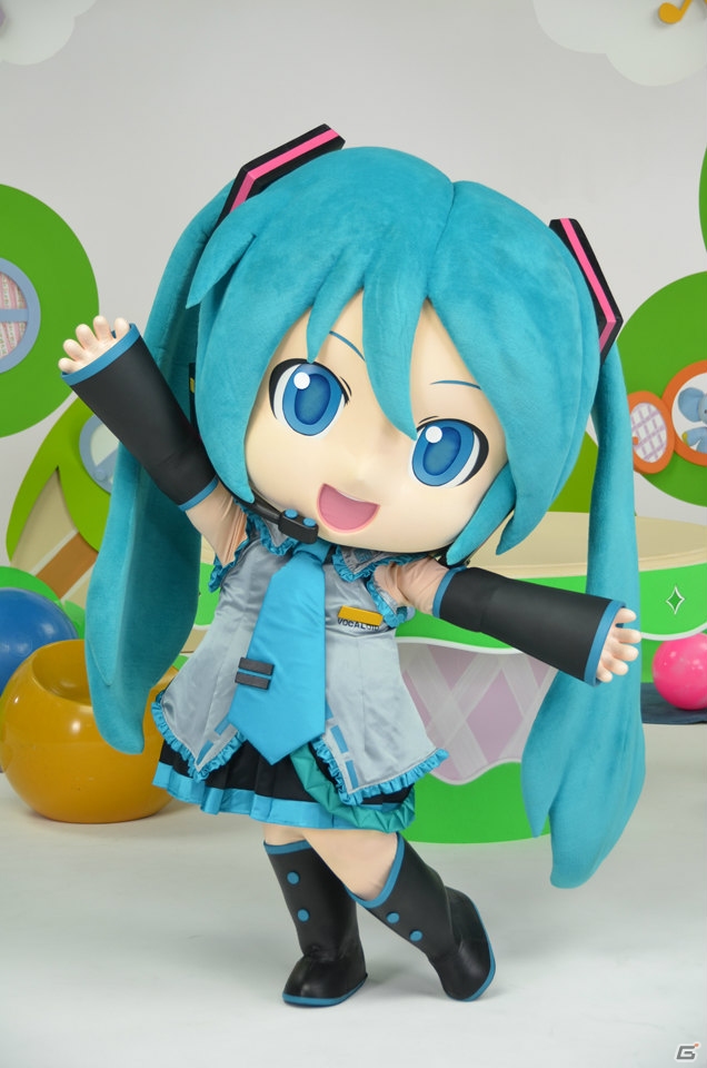 川上ジュリアさんがお姉さんとなって「初音ミク Project mirai 2」を紹介！プロモーション動画「ミクダヨーといっしょダヨー」の収録風景をお届けの画像7
