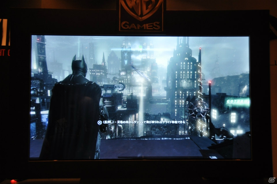 【TGS 2013】オープンワールドで若きバットマンが飛び回る！パワーアップした捜査モードや新ガジェットも登場！「バットマン：アーカム・ビギンズ」タイトルセッションの画像10