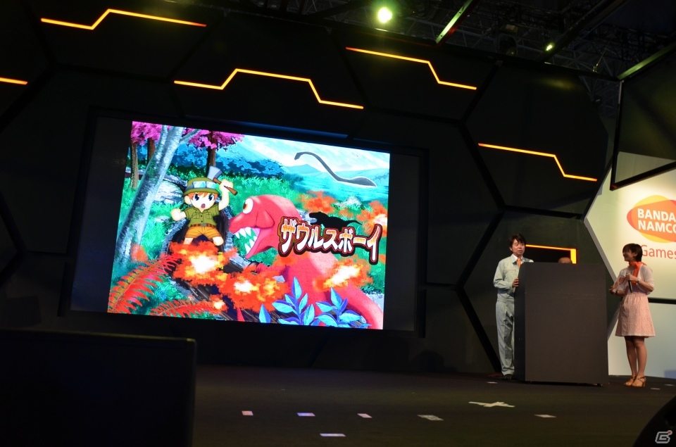 【TGS 2013】有野課長が一足早くゲームに挑戦！3DS「ゲームセンターCX 3丁目の有野」課長ONステージの模様を紹介の画像11