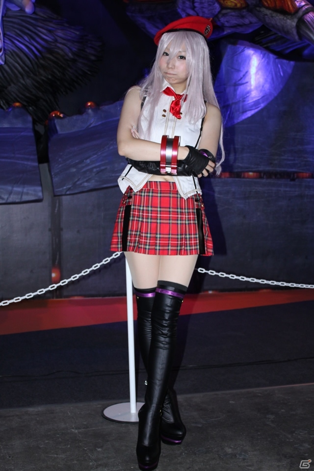 【TGS 2013】イベントの華・コンパニオンの写真を一挙掲載！よりどりみどりな女の子たちをチェックしようの画像31