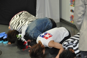 TGS2013から勃発したカプコンVSゴールデンボンバーの「オトレンジャー」盗作疑惑騒動がついに決着！本日からはPR大使としてゲームを応援！？の画像23