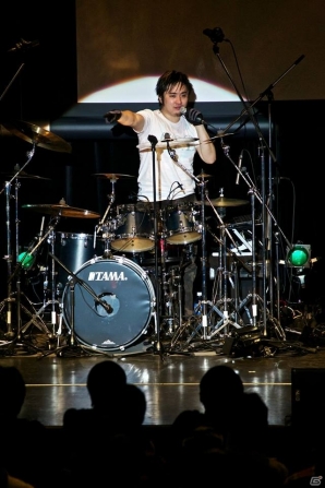 「英雄伝説 閃の軌跡」エンディングテーマ「I miss you」も初演奏！「Falcom jdk BAND 2013 Super Live in NIHONBASHI MITSUI HALL」が12月21日に開催の画像5