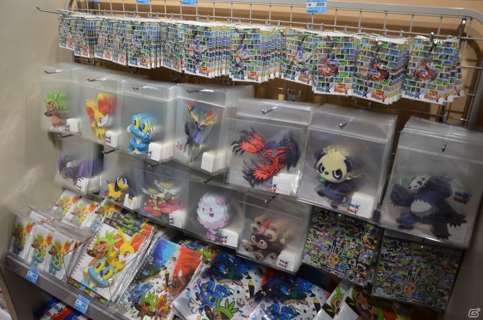 3DS「ポケットモンスター X・Y」がついに発売！たくさんのファンでにぎわったポケモンセンタートウキョーの様子を紹介の画像13