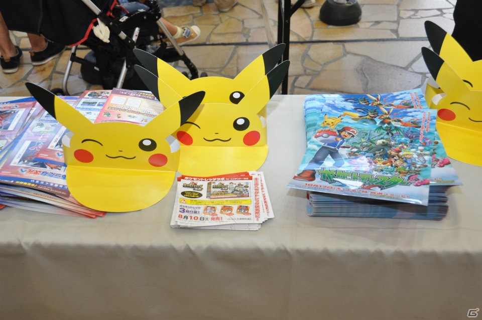 大きなピカチュウバルーンがお出迎え！メガバシャーモとの対戦コーナーやハリマロンとの記念撮影もできたぞ！3DS「ポケットモンスター X・Y」発売記念イベントレポートの画像8