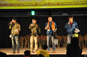 辻本氏が大暴走！ハチミツとクモの巣を全部売却！？爆笑の開発者チャレクエやゲストトークショーも盛り上がった「モンスターハンターフェスタ‘13」ステージレポートその1の画像3