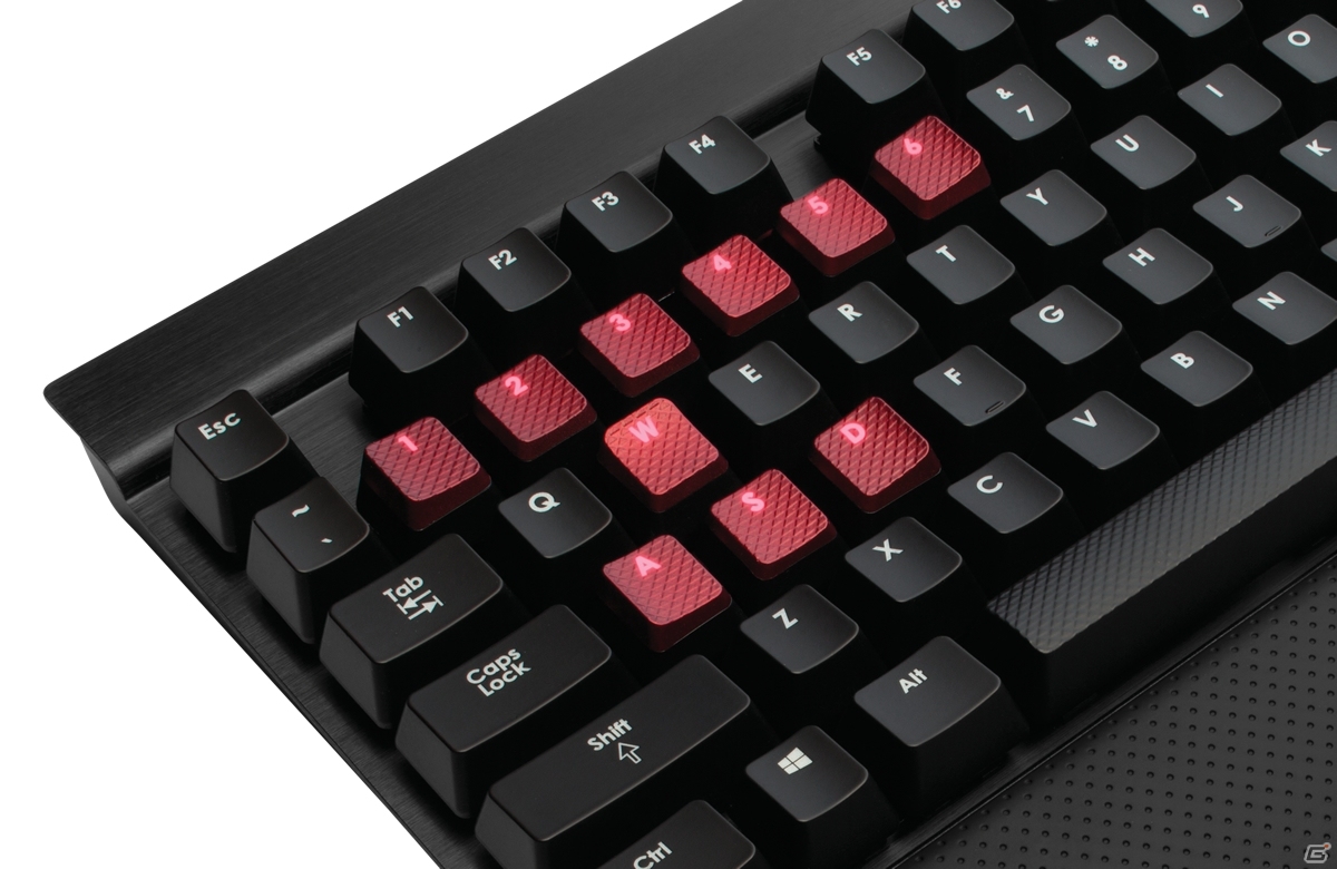 メカニカルゲーミングキーボード「K70」とMMO/RTS特化型＆FPS特化型ゲーミングマウス2製品が10月31日より発売の画像2