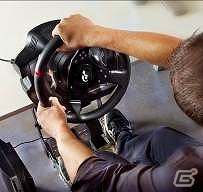 PS3「グランツーリスモ6」用のステアリングコントローラー「T500 RS」が限定パッケージとなって11月22日に発売の画像4