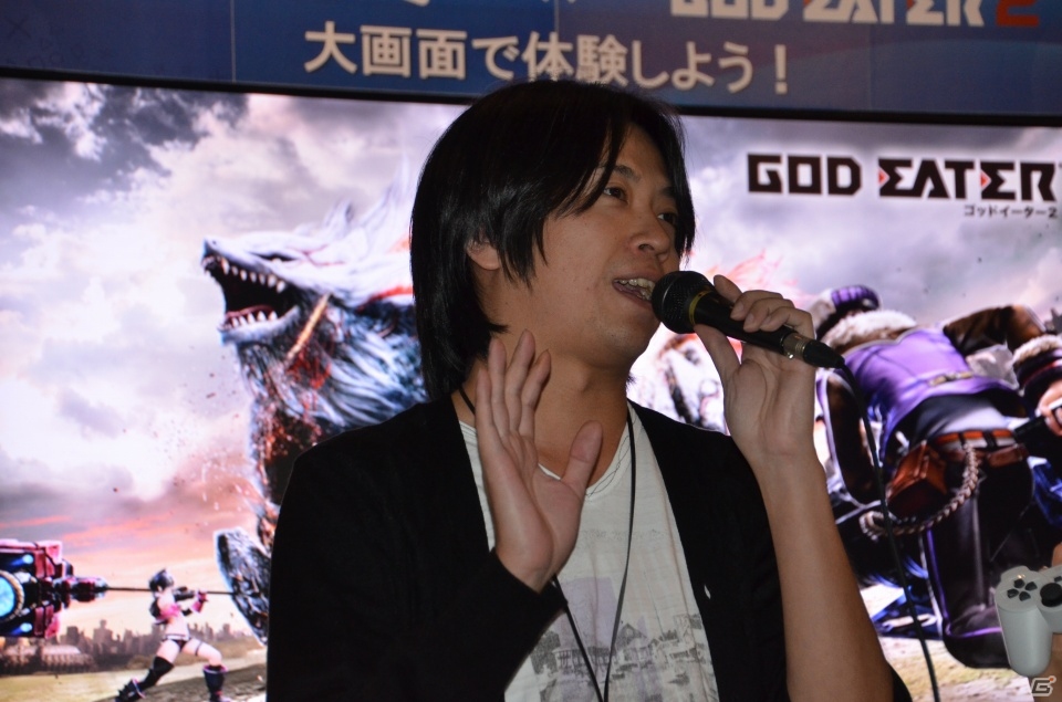 50万本出荷の発表も―PS Vita/PSP「ゴッドイーター2」プロデューサー富澤氏やディレクター吉村氏も登場した発売記念イベントの模様をお届けの画像3