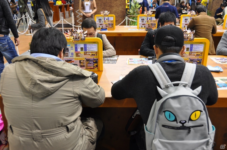 【G-STAR 2013】3DS「モンスターハンター4」韓国内で12月14日に発売！テツカブラやゴア・マガラと戦える試遊台も多数設置！リオレウスの頭部はド迫力っ！の画像18