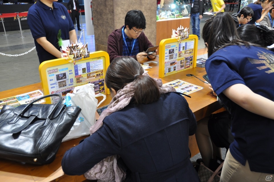 【G-STAR 2013】3DS「モンスターハンター4」韓国内で12月14日に発売！テツカブラやゴア・マガラと戦える試遊台も多数設置！リオレウスの頭部はド迫力っ！の画像24