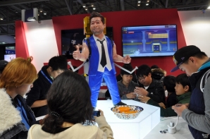 【G-STAR 2013】オッサンがジェットパックでGO！簡単操作で気持ちいい浮遊感とシューティングを楽しめるiOS/Android「Joypack Joyride」を体験の画像3