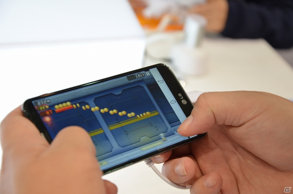 【G-STAR 2013】オッサンがジェットパックでGO！簡単操作で気持ちいい浮遊感とシューティングを楽しめるiOS/Android「Joypack Joyride」を体験の画像8