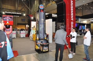 【G-STAR 2013】パンチングマシンやヤバイほど回転する体感マシン、運動しながらゲームができるエクササイズ系の連動デバイスも出展の画像10