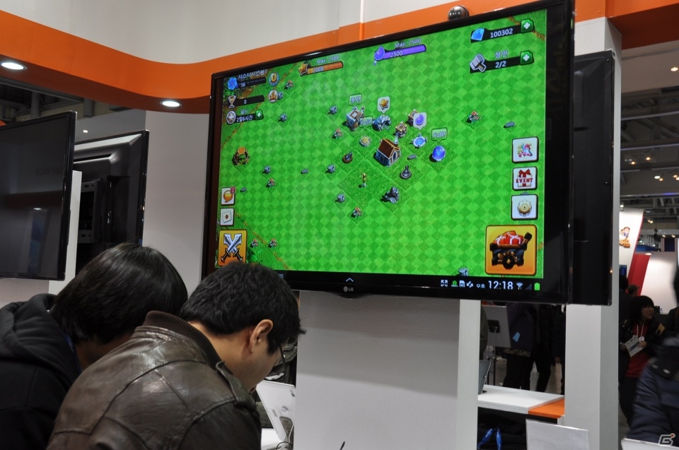 【G-STAR 2013】日本で配信中の「ブレイブ フロンティア」韓国版や「NBA2K モバスケ」「Asphalt8：Airborne」など新作タイトルも出展！Hungry Appブースレポの画像16