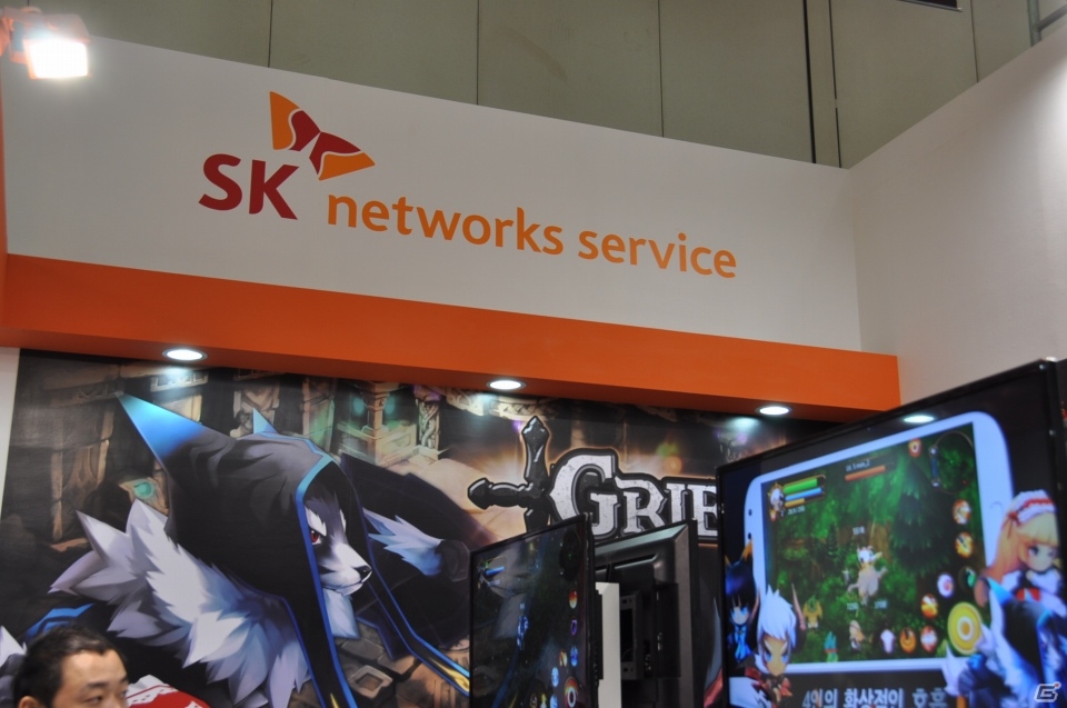 【G-STAR 2013】日本で配信中の「ブレイブ フロンティア」韓国版や「NBA2K モバスケ」「Asphalt8：Airborne」など新作タイトルも出展！Hungry Appブースレポの画像27