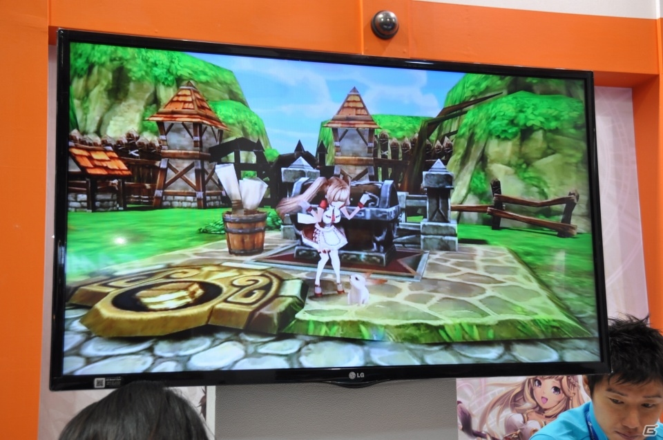 【G-STAR 2013】日本で配信中の「ブレイブ フロンティア」韓国版や「NBA2K モバスケ」「Asphalt8：Airborne」など新作タイトルも出展！Hungry Appブースレポの画像33