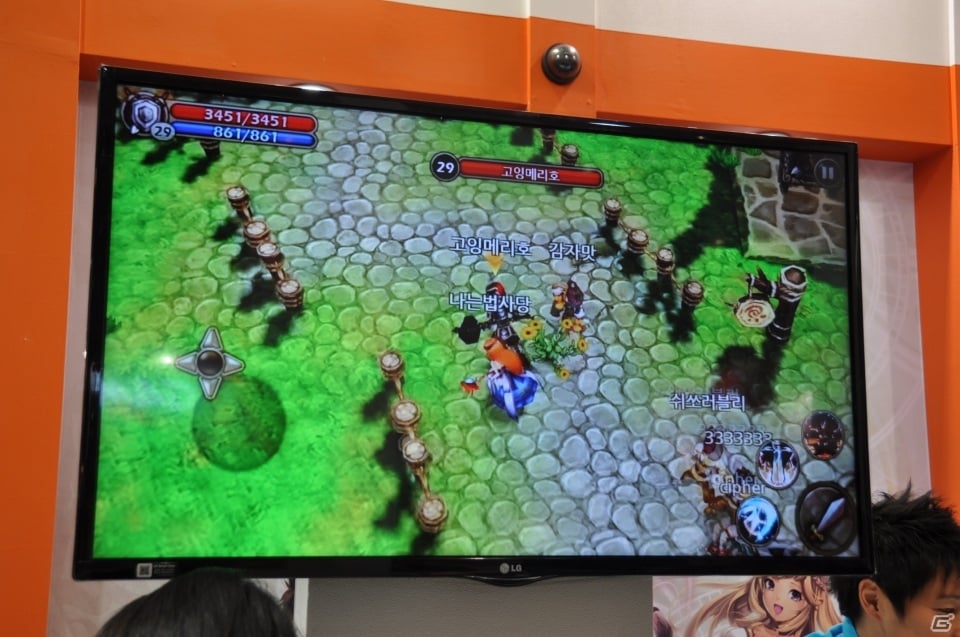 【G-STAR 2013】日本で配信中の「ブレイブ フロンティア」韓国版や「NBA2K モバスケ」「Asphalt8：Airborne」など新作タイトルも出展！Hungry Appブースレポの画像35