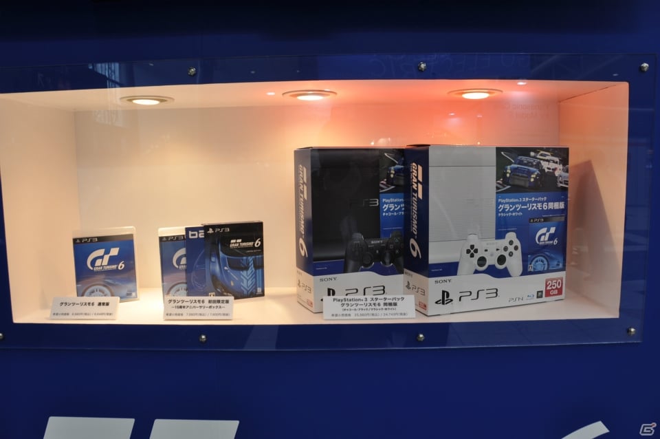 PS3「グランツーリスモ6」東京モーターショー2013に出展！体験コーナーでは最新ステアリングコントローラーを使ったテスト走行が可能の画像6