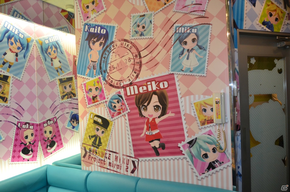 発売を迎えた3DS「初音ミク Project mirai 2」より大崎プロデューサー、高部ディレクターのコメントをお届け！ビッグエコーで展開中のコラボルームも紹介の画像9