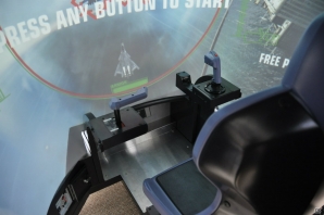 「エースコンバット」開発チームが手がけるリアルなグラフィックや爽快なドッグファイトを手軽に！AC「マッハストーム」プレス体験会レポートの画像6