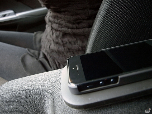 車やデスクなどでケーブル不要のワイヤレス充電！スマートフォン向けQi充電ボードセット「置きらく充電」シリーズが発売の画像10