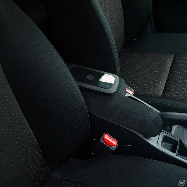 車やデスクなどでケーブル不要のワイヤレス充電！スマートフォン向けQi充電ボードセット「置きらく充電」シリーズが発売の画像12